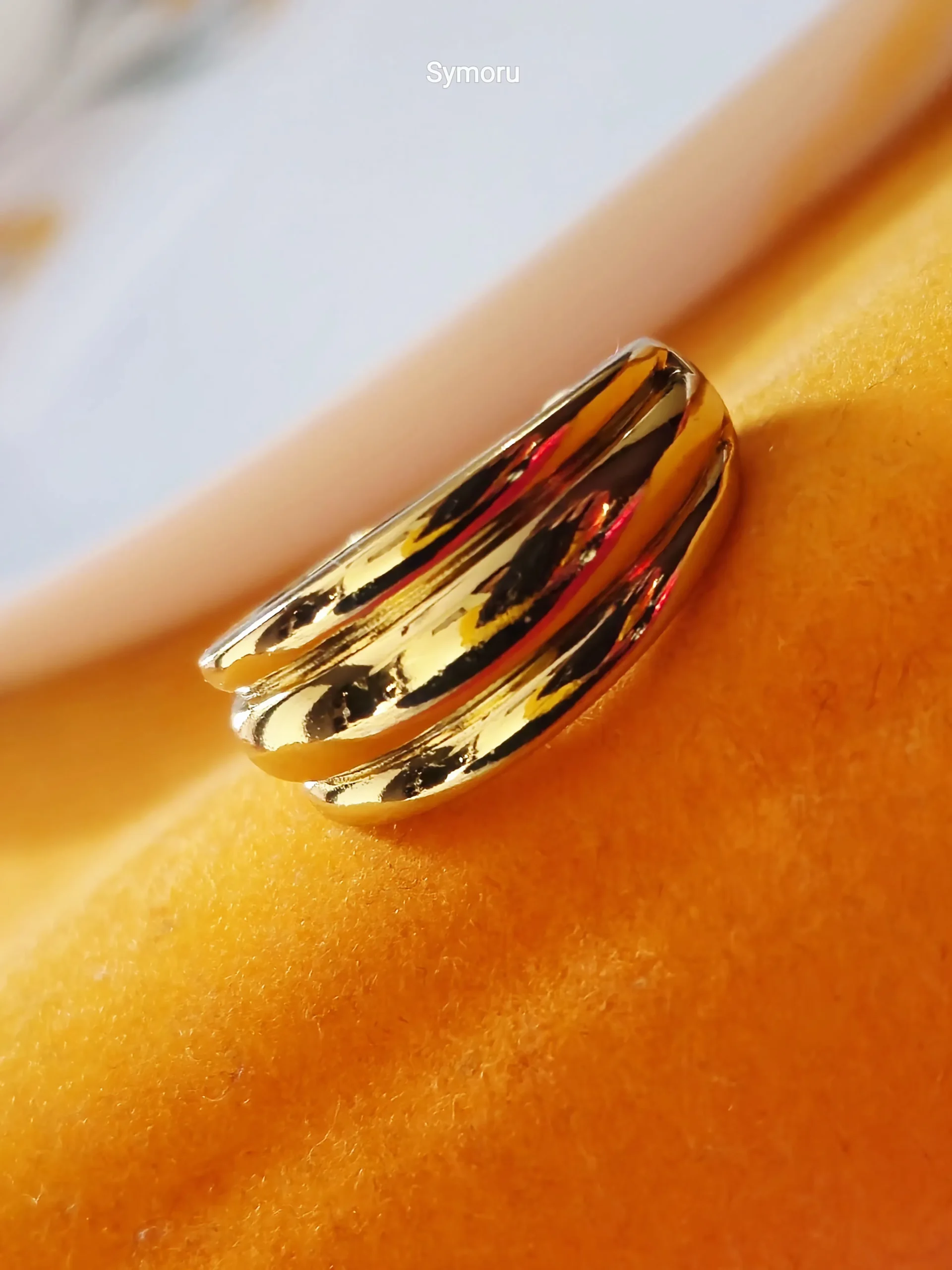 Triple Groove Gold Band