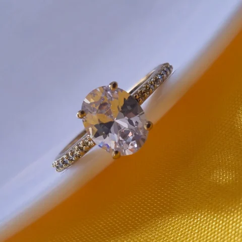 Round Cut Solitaire Cubic Zirconia Gold Ring