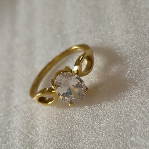 Swirl Design Cubic Zirconia Solitaire Gold Ring