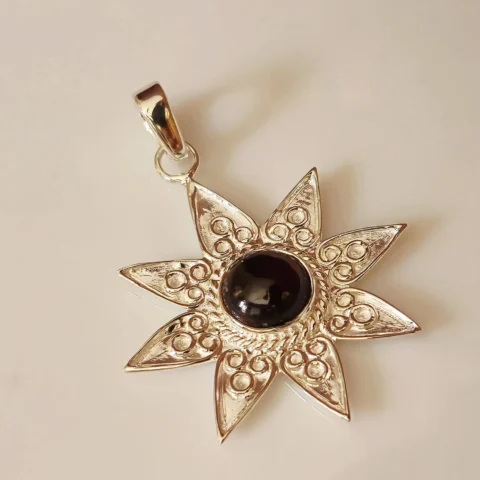 925 Sterling Silver Black Onyx Sun Flower Pendant for Women